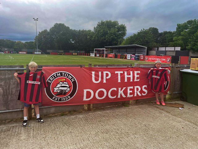 Carter Pitney visits Erith Town