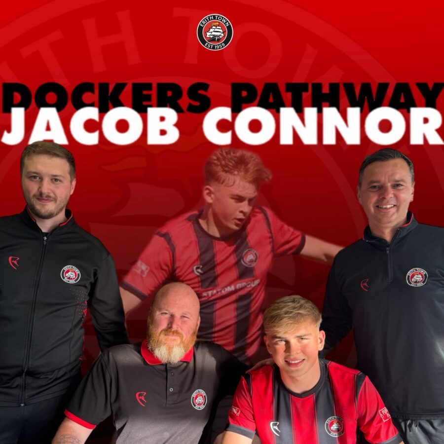 Jacob Connor signing for The Dockers